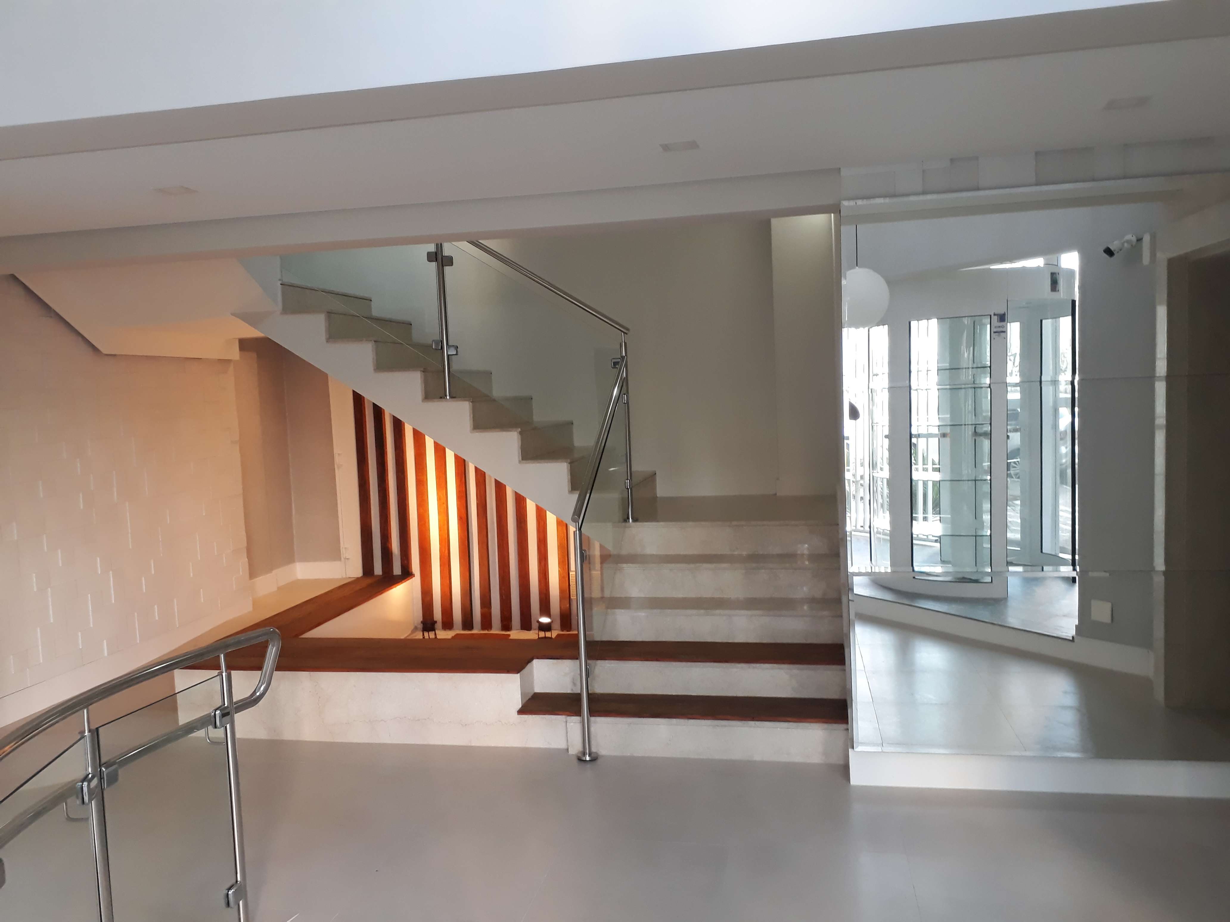 Hall social - Condominio Guarulhos - SP Satyaarquitetura